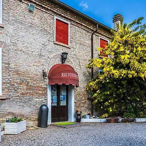 La Degli Artisti Medelana